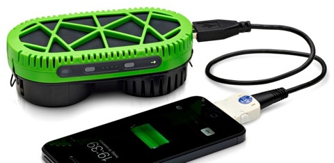 Rechargez votre iPhone n'importe où avec cet accessoire Apple à